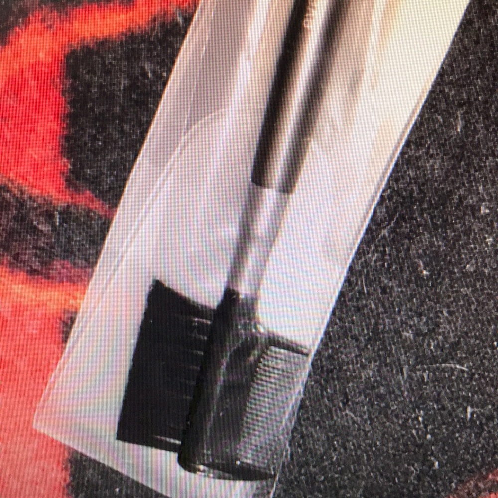 Mary Kay eyeliner/eyebrow brush New - Picture 3 of 4